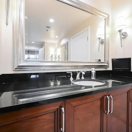 Signature Rental By Owner Direct Las Vegas Room photo